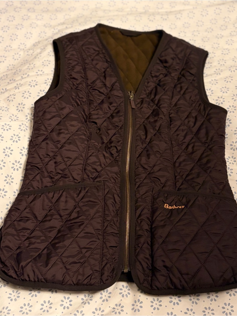 Barbour Quilted Dark Brown Sleeveless Vest small/US 6